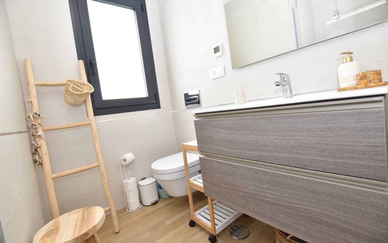 2 bedroom Apartment for sale in Los Balcones with pool - € 299,995 (Ref: 9175911)