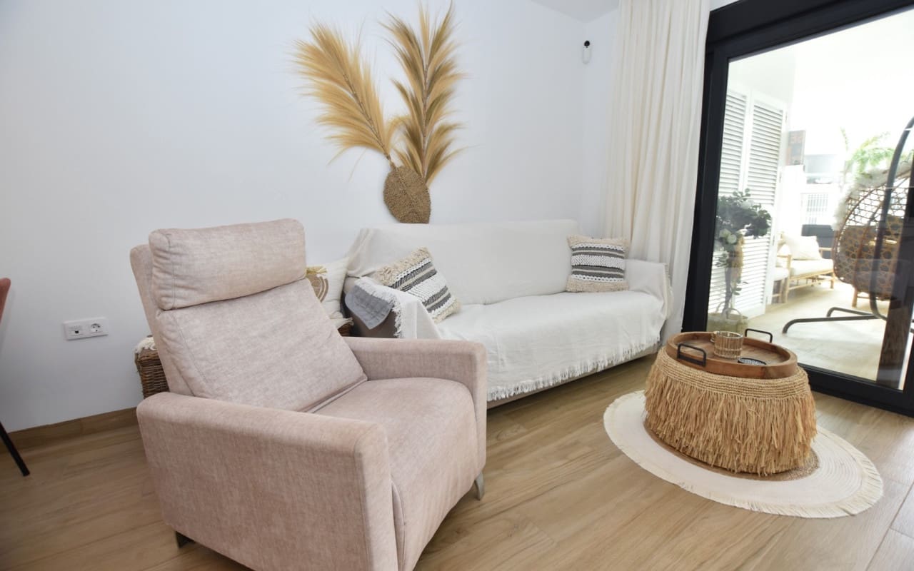 2 bedroom Apartment for sale in Los Balcones with pool - € 299,995 (Ref: 9175911)