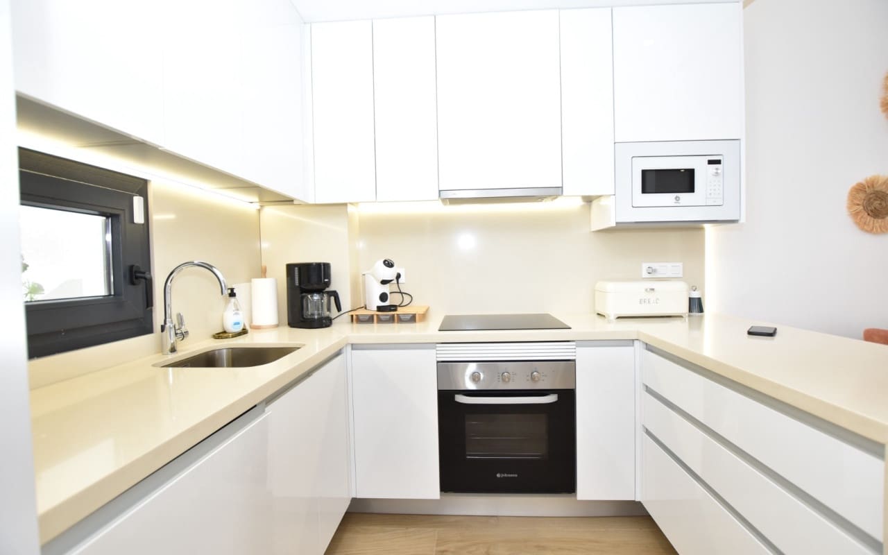 2 bedroom Apartment for sale in Los Balcones with pool - € 299,995 (Ref: 9175911)