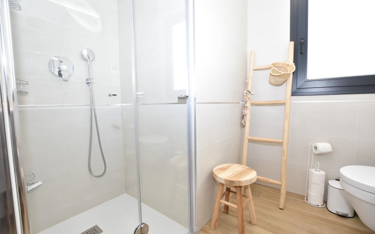 2 bedroom Apartment for sale in Los Balcones with pool - € 299,995 (Ref: 9175911)