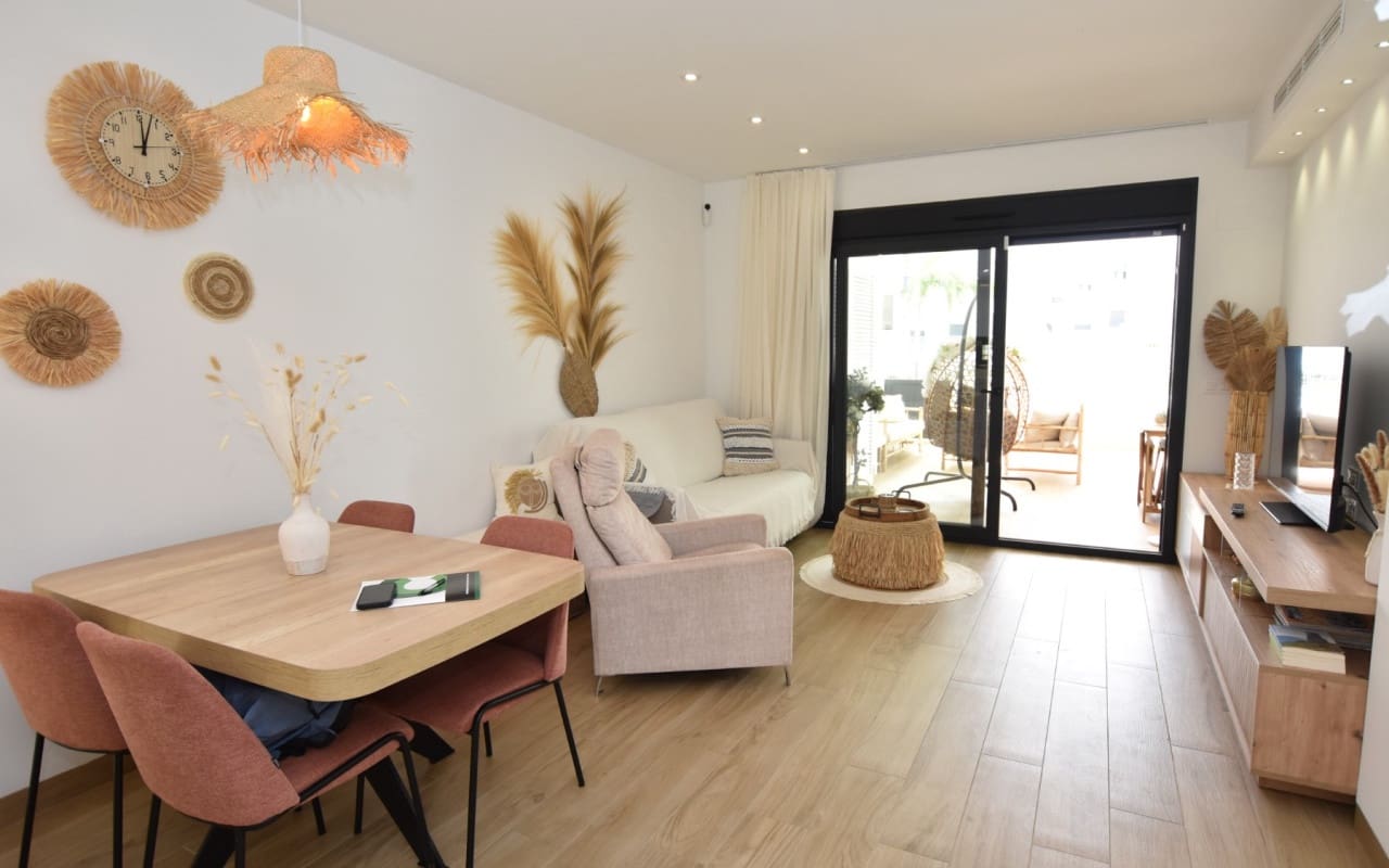 2 bedroom Apartment for sale in Los Balcones with pool - € 299,995 (Ref: 9175911)