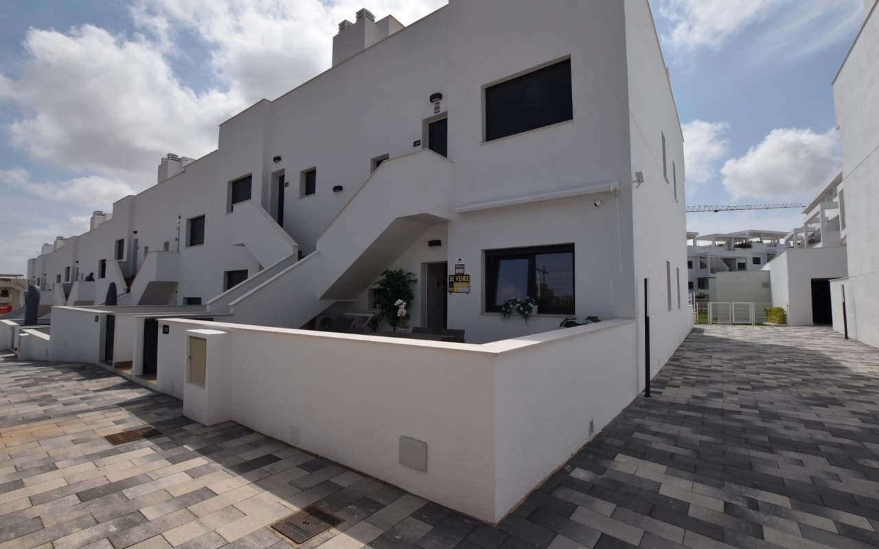 2 bedroom Apartment for sale in Los Balcones with pool - € 299,995 (Ref: 9175911)