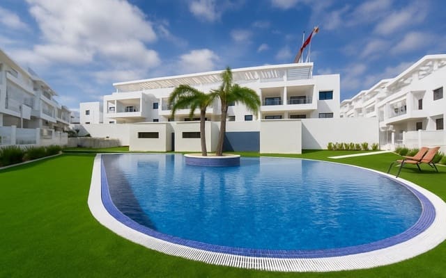 2 soveværelse Lejlighed til salg i Los Balcones med swimmingpool - € 299.995 (Ref: 9175911)