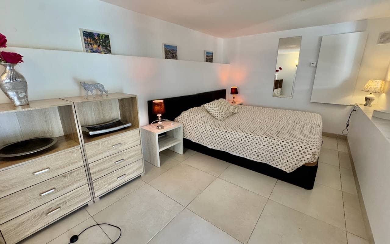 6 makuuhuone Huvila myytävänä paikassa Ciudad Quesada mukana uima-altaan - 685 000 € (Ref: 9185996)