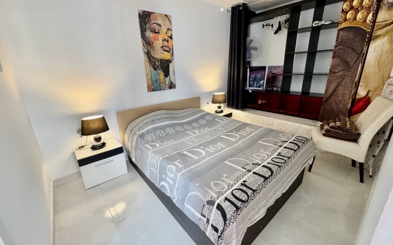 6 makuuhuone Huvila myytävänä paikassa Ciudad Quesada mukana uima-altaan - 685 000 € (Ref: 9185996)