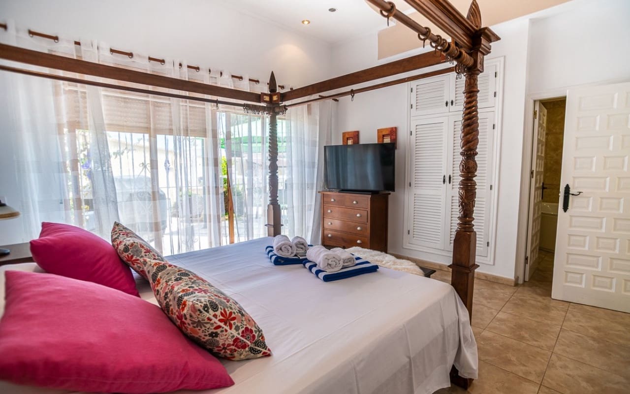 3 camera da letto Villa in vendita in La Siesta con piscina - 535.000 € (Rif: 9185999)