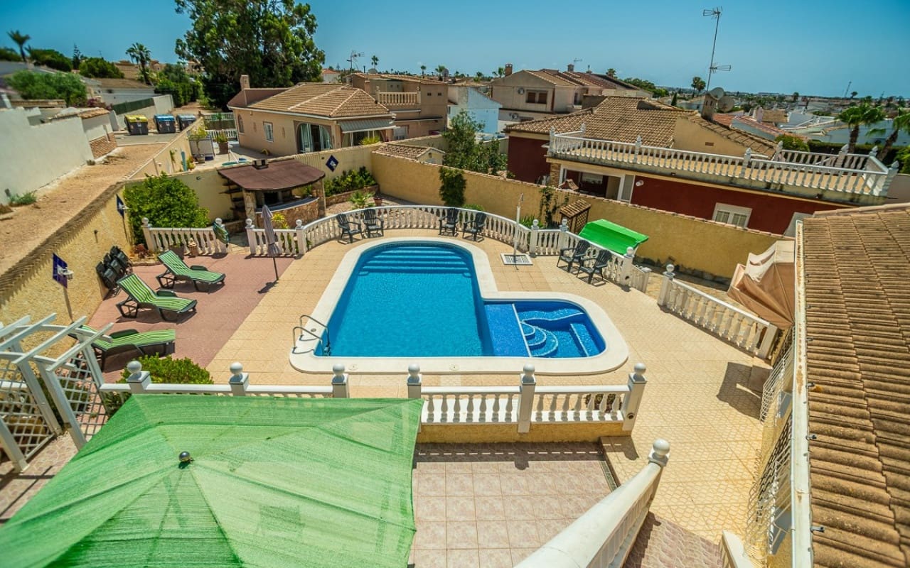 3 camera da letto Villa in vendita in La Siesta con piscina - 535.000 € (Rif: 9185999)