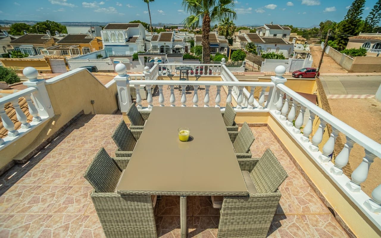 3 camera da letto Villa in vendita in La Siesta con piscina - 535.000 € (Rif: 9185999)