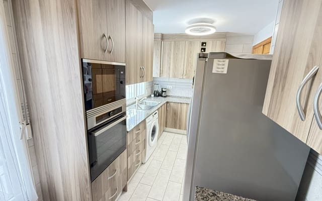 2 soveværelse Byhus til salg i La Zenia, Orihuela med swimmingpool - € 349.900 (Ref: 9191605)