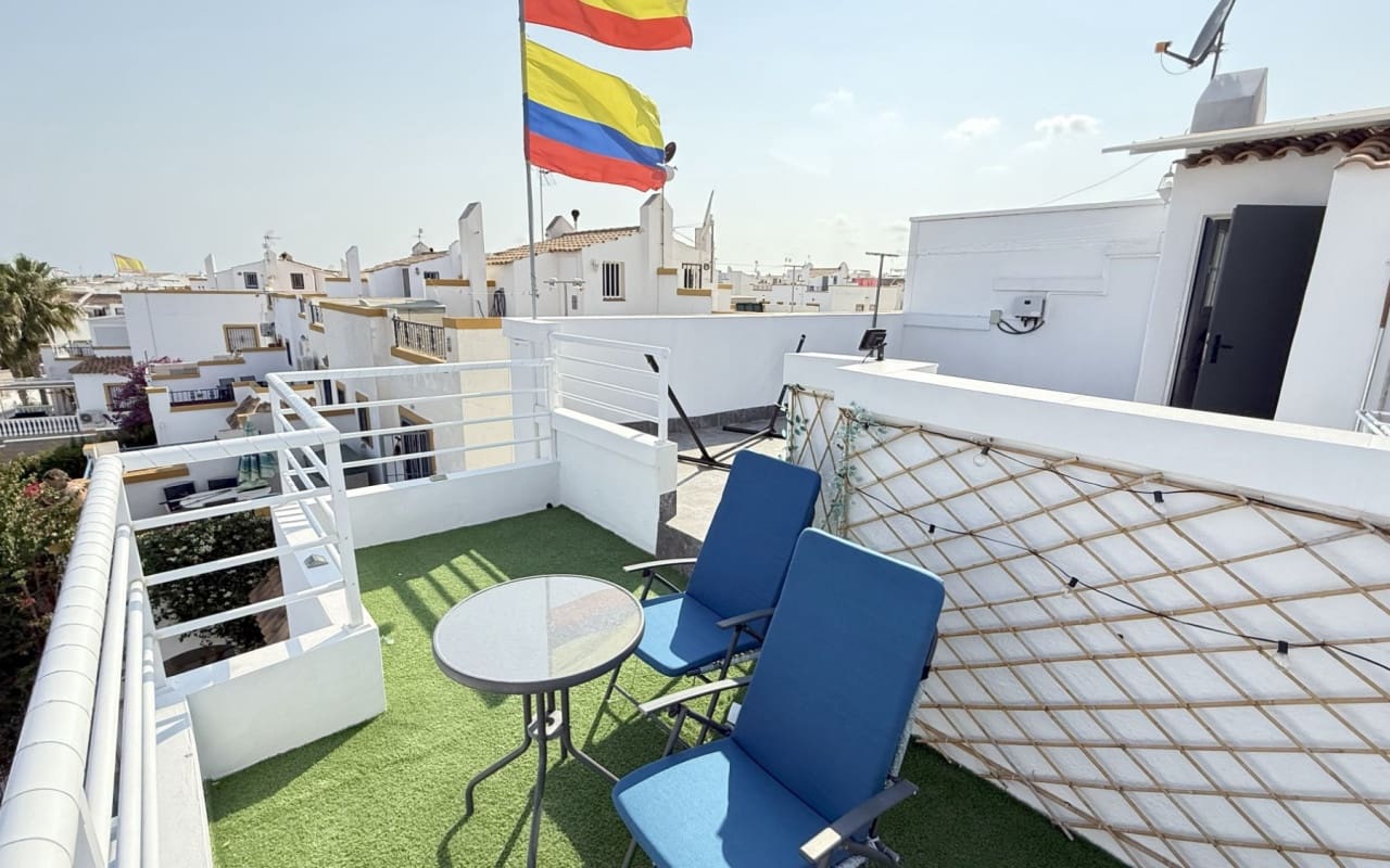 2 soveværelse Byhus til salg i La Zenia med swimmingpool - € 349.900 (Ref: 9191605)