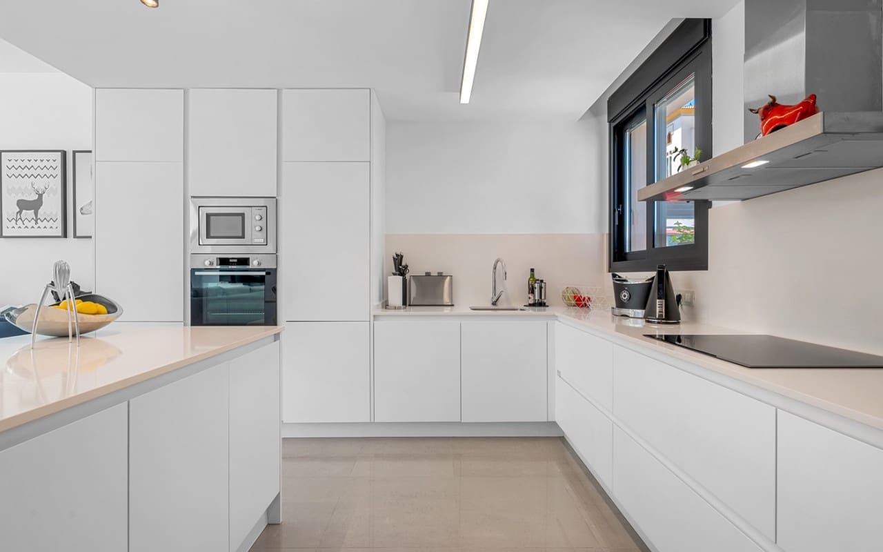 4 soveværelse Villa til salg i Guardamar del Segura med swimmingpool - € 1.390.000 (Ref: 9191747)