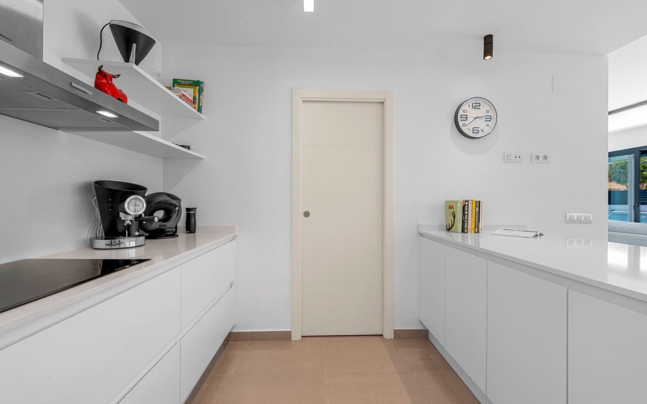 4 soveværelse Villa til salg i Guardamar del Segura med swimmingpool - € 1.390.000 (Ref: 9191747)