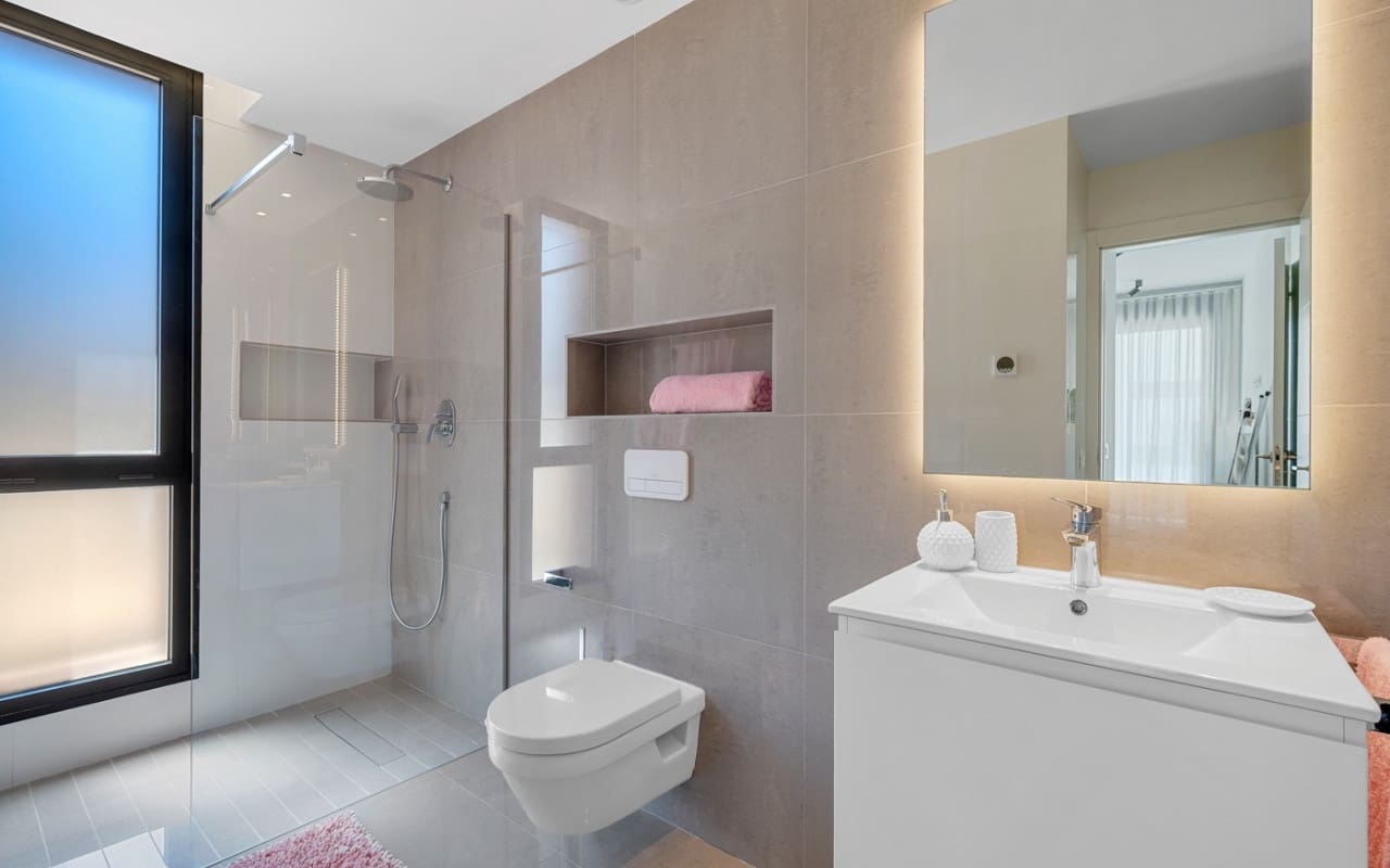 4 soveværelse Villa til salg i Guardamar del Segura med swimmingpool - € 1.390.000 (Ref: 9191747)