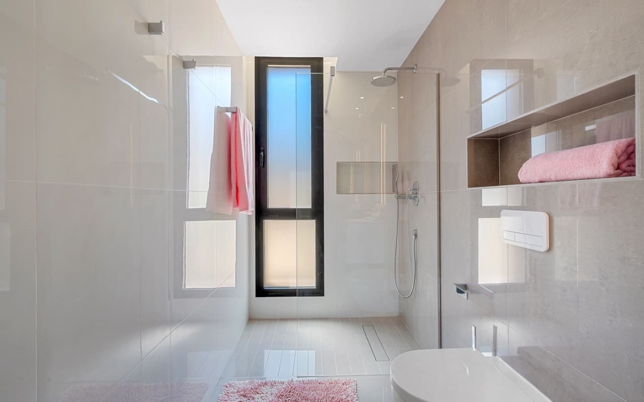 4 soveværelse Villa til salg i Guardamar del Segura med swimmingpool - € 1.390.000 (Ref: 9191747)