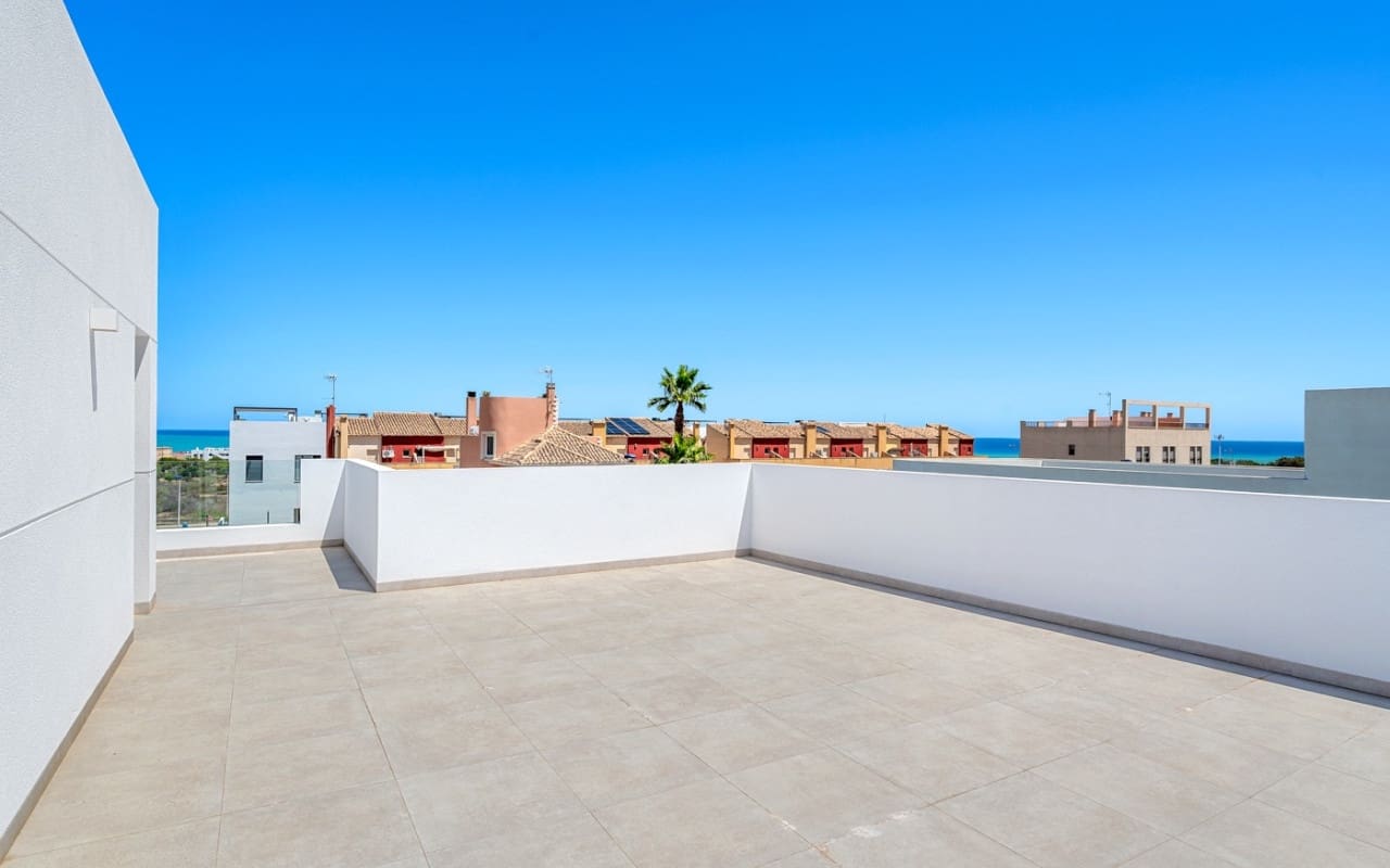 4 soveværelse Villa til salg i Guardamar del Segura med swimmingpool - € 1.390.000 (Ref: 9191747)