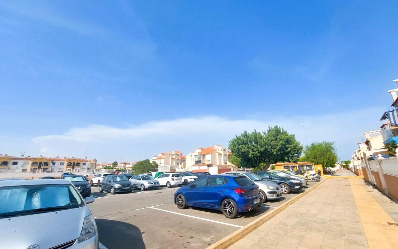 2 soverom Hus til salgs i Playa Flamenca med svømmebasseng - € 147 000 (Ref: 9191749)