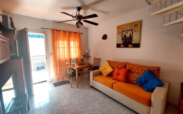 2 soverom Hus til salgs i Playa Flamenca, Orihuela med svømmebasseng - € 147 000 (Ref: 9191749)