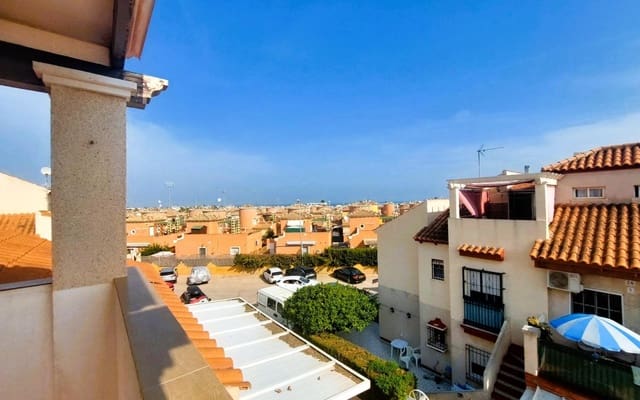 2 soverom Hus til salgs i Playa Flamenca, Orihuela med svømmebasseng - € 147 000 (Ref: 9191749)