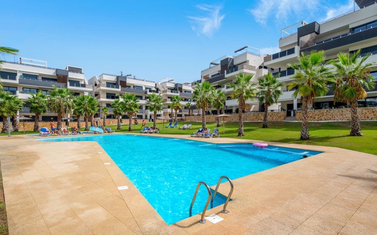 2 Zimmer Apartment zu verkaufen in Los Altos mit Pool - 329.000 € (Ref: 9196960)