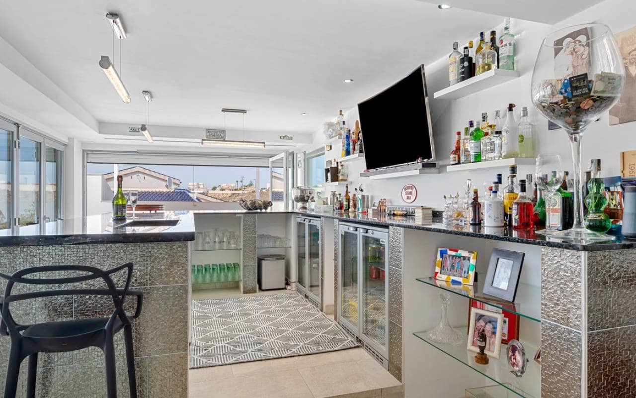 7 camera da letto Villa in vendita in Ciudad Quesada con piscina - 1.500.000 € (Rif: 9197212)