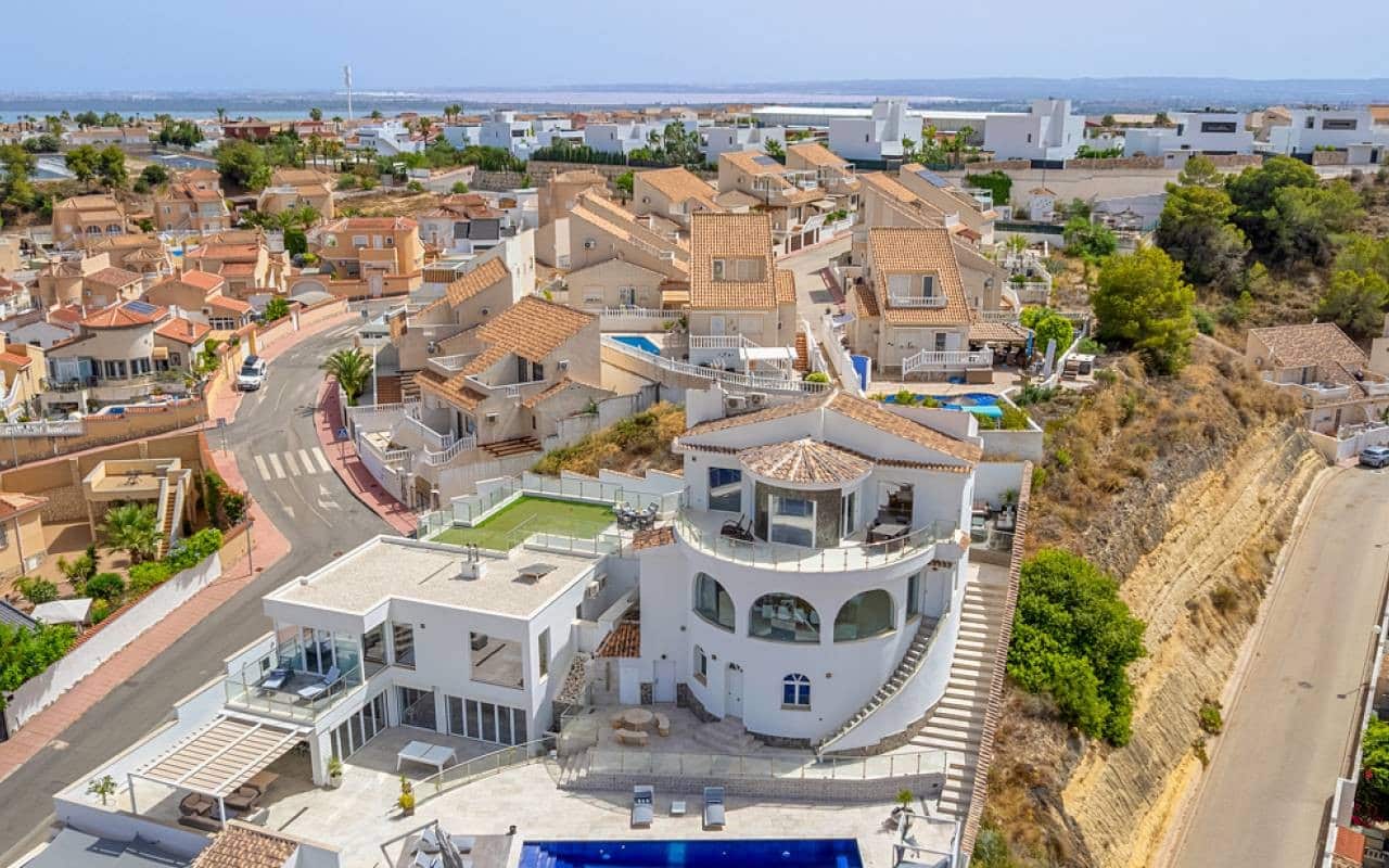 7 camera da letto Villa in vendita in Ciudad Quesada con piscina - 1.500.000 € (Rif: 9197212)