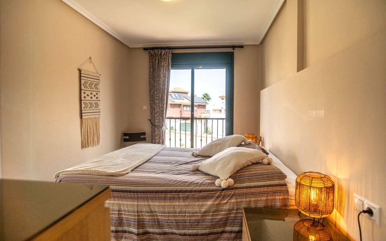 3 soveværelse Semi-Rækkehus til salg i Los Balcones med swimmingpool - € 285.000 (Ref: 9199931)