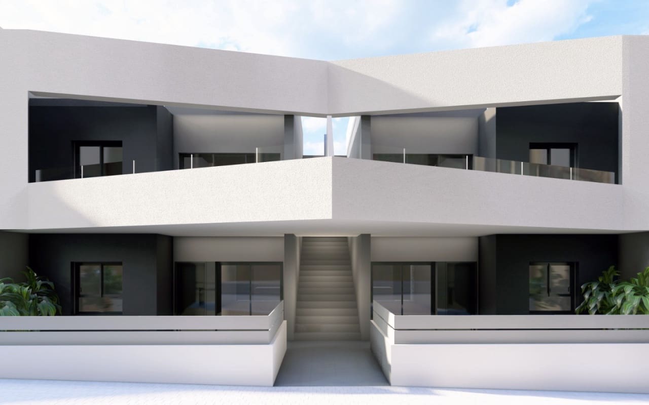 3 soveværelse Byhus til salg i San Miguel de Salinas med swimmingpool - € 264.900 (Ref: 9200018)