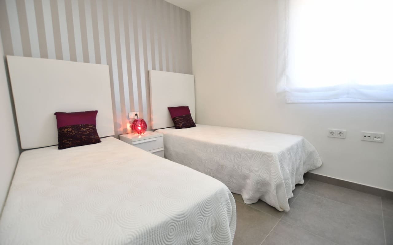 2 makuuhuone Omakotitalo myytävänä paikassa San Miguel de Salinas mukana uima-altaan - 243 800 € (Ref: 9200042)