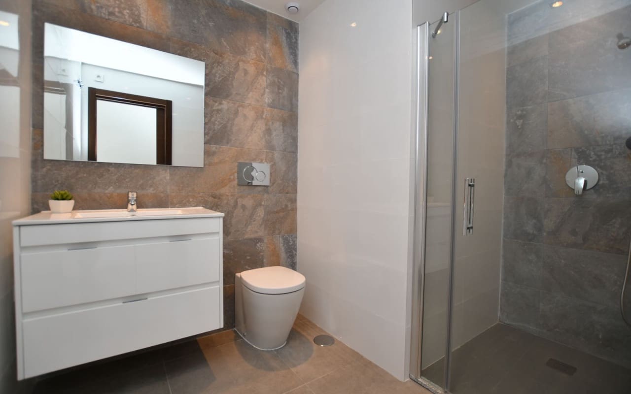 2 makuuhuone Omakotitalo myytävänä paikassa San Miguel de Salinas mukana uima-altaan - 243 800 € (Ref: 9200042)