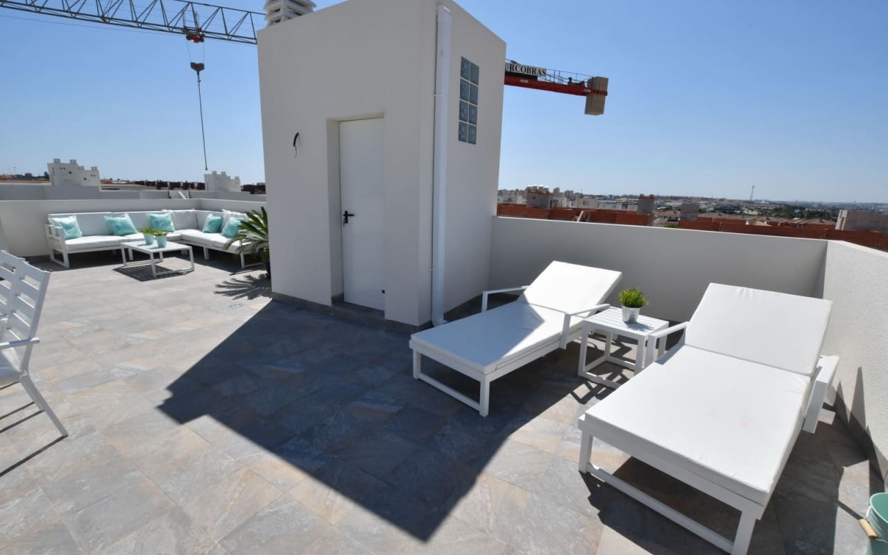 2 slaapkamer Huis te koop in San Miguel de Salinas met zwembad - € 273.800 (Ref: 9200043)
