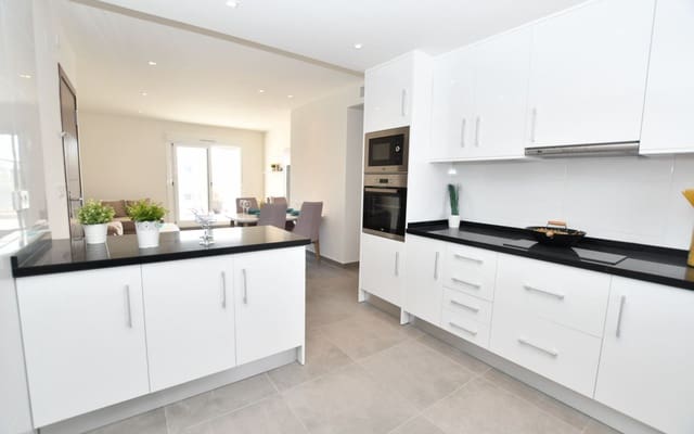 2 camera da letto Casa in vendita in San Miguel de Salinas con piscina - 273.800 € (Rif: 9200043)