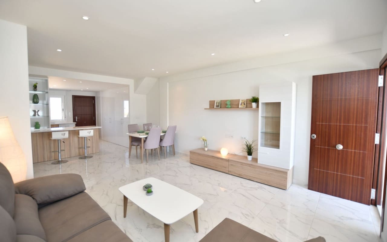 2 slaapkamer Huis te koop in San Miguel de Salinas met zwembad - € 273.800 (Ref: 9200043)