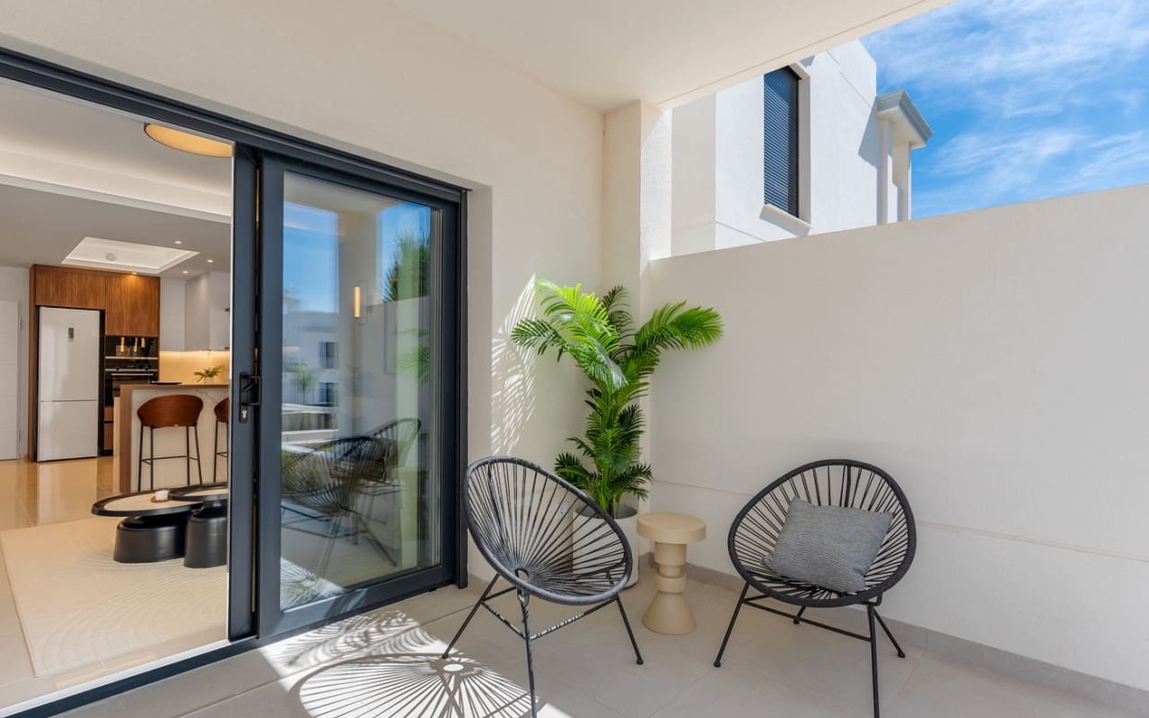 Apartamento de 3 habitaciones en Rojales en venta con piscina - 380.540 € (Ref: 9200059)