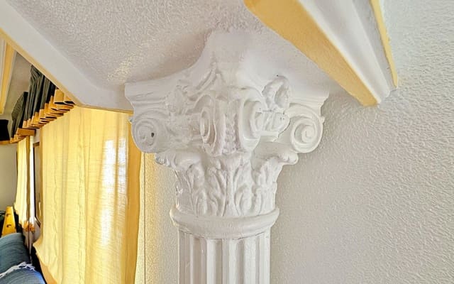 2 bedroom Bungalow for sale in La Zenia, Orihuela - € 225,000 (Ref: 9218951)