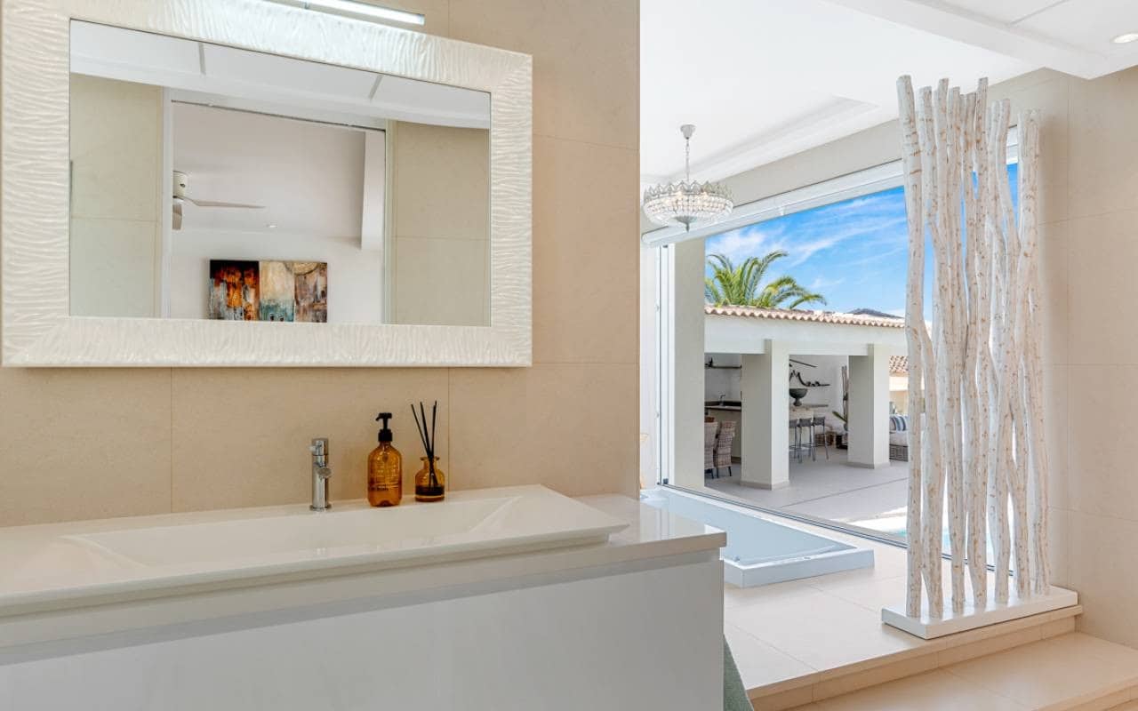 5 quarto Moradia para venda em Ciudad Quesada com piscina - 1 499 999 € (Ref: 9227442)