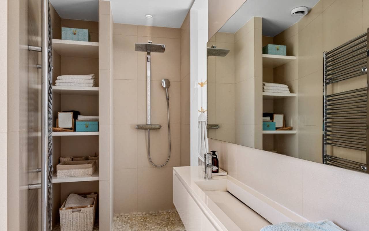 5 quarto Moradia para venda em Ciudad Quesada com piscina - 1 499 999 € (Ref: 9227442)