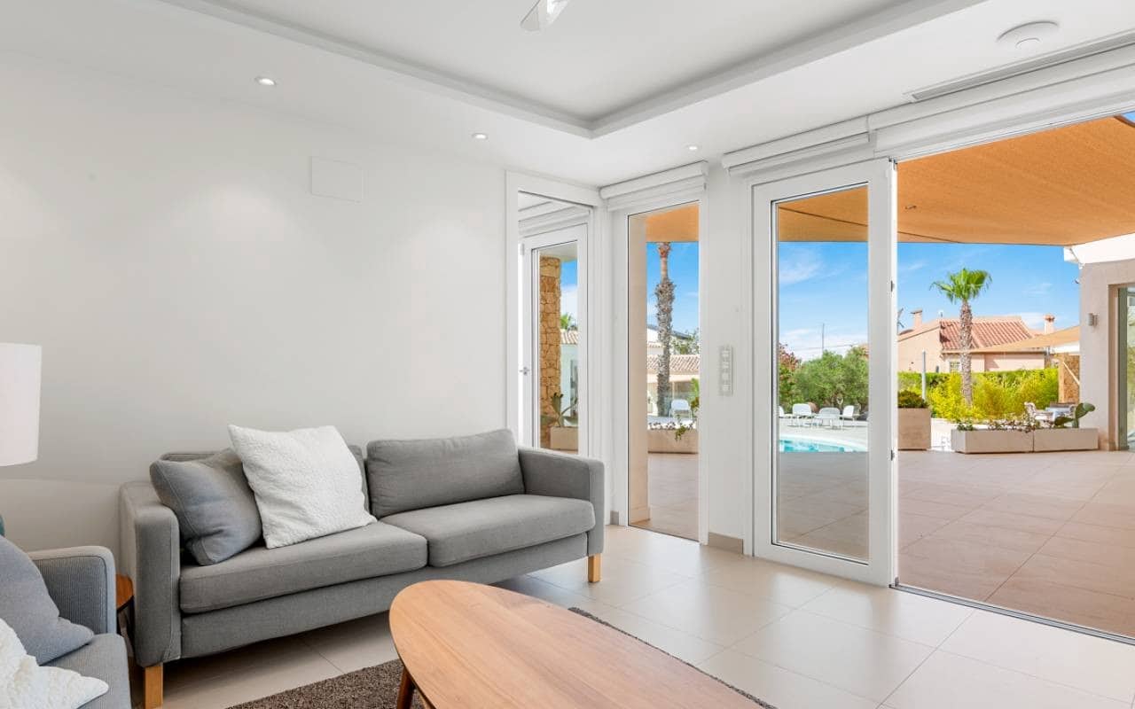 5 quarto Moradia para venda em Ciudad Quesada com piscina - 1 499 999 € (Ref: 9227442)