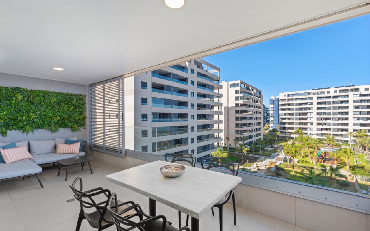 2 slaapkamer Appartement te koop in Orihuela Costa met zwembad - € 479.000 (Ref: 9227447)