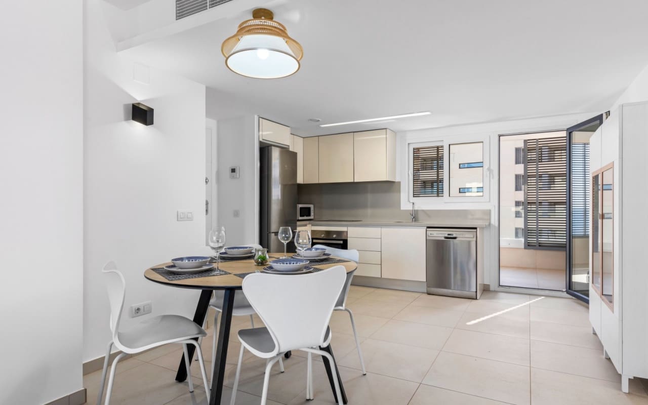 2 slaapkamer Appartement te koop in Orihuela Costa met zwembad - € 479.000 (Ref: 9227447)