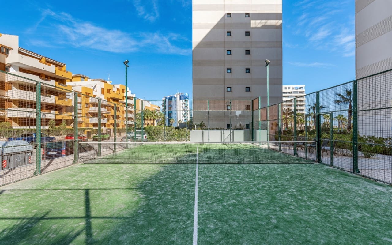 2 slaapkamer Appartement te koop in Orihuela Costa met zwembad - € 479.000 (Ref: 9227447)