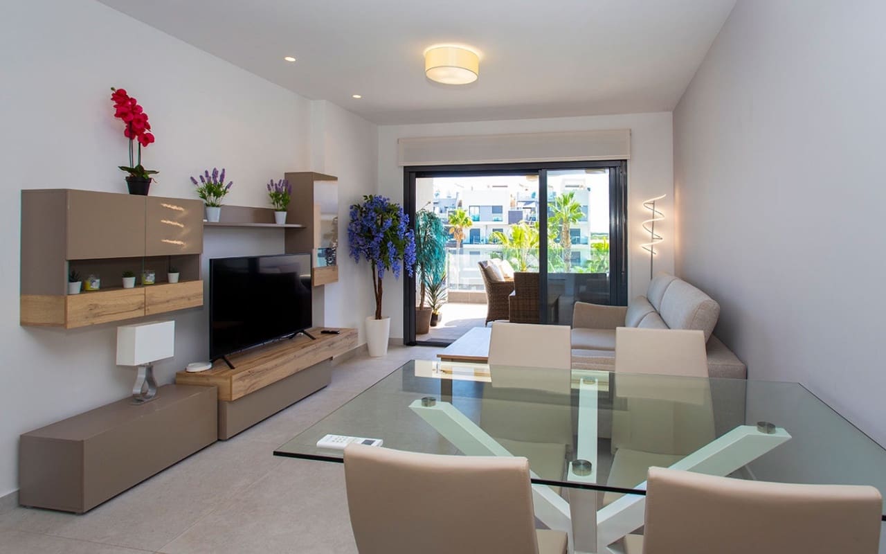 3 slaapkamer Appartement te huur in Alicante stad met zwembad garage - € 950 (Ref: 9263388)