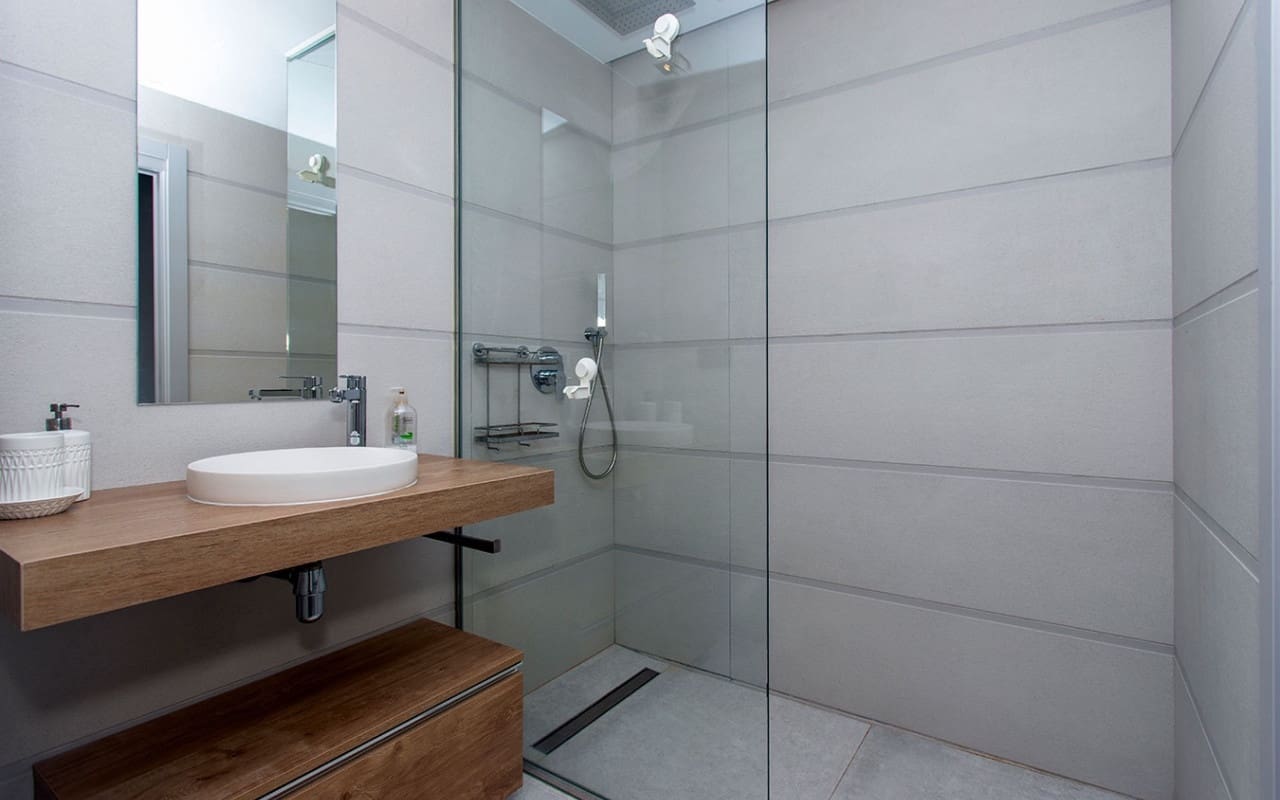 3 slaapkamer Appartement te huur in Alicante stad met zwembad garage - € 950 (Ref: 9263388)