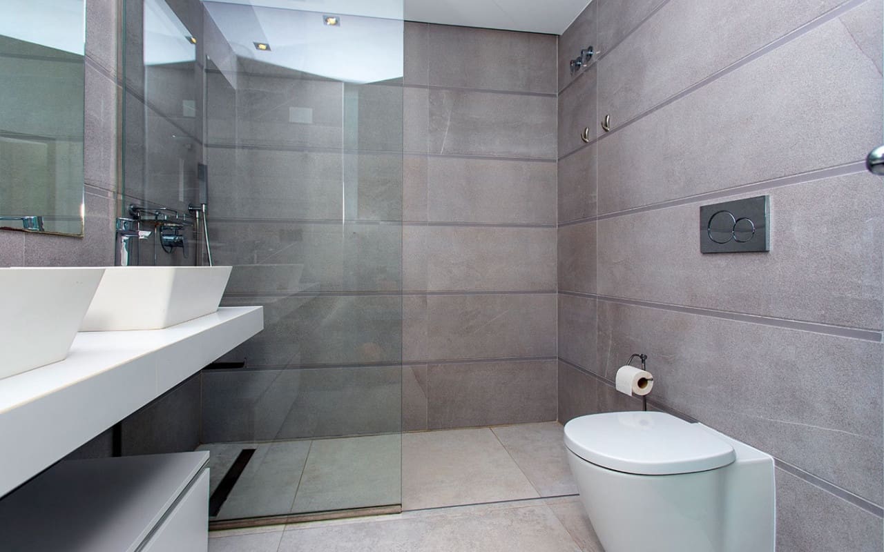 3 slaapkamer Appartement te huur in Alicante stad met zwembad garage - € 950 (Ref: 9263388)