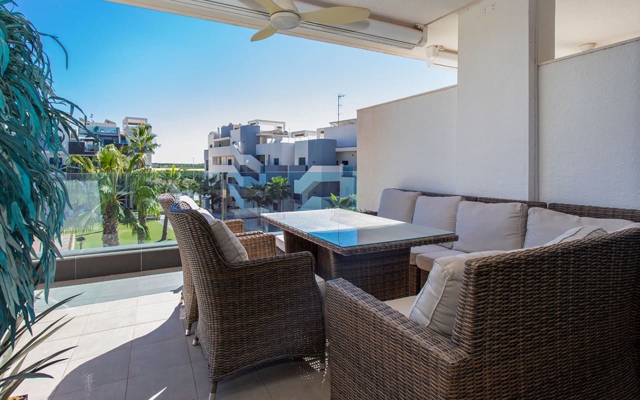 3 slaapkamer Appartement te huur in Alicante stad met zwembad garage - € 950 (Ref: 9263388)