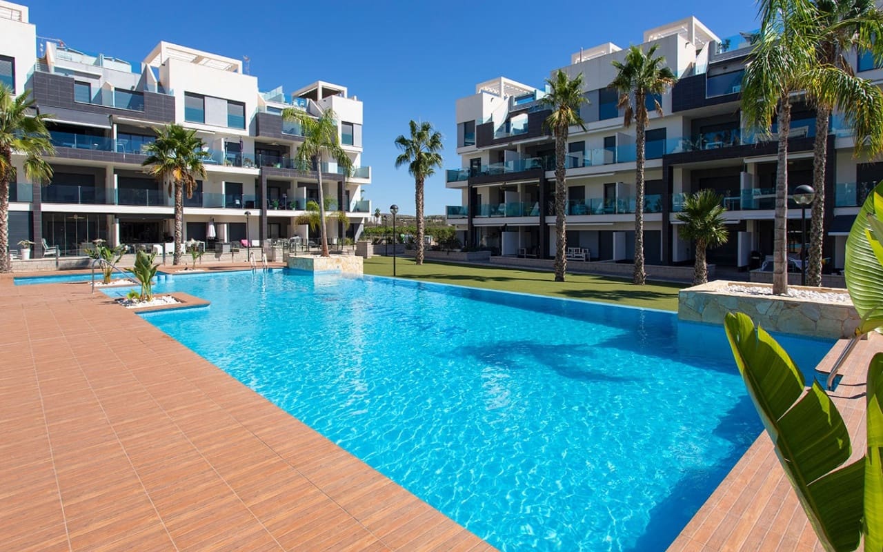 3 slaapkamer Appartement te huur in Alicante stad met zwembad garage - € 950 (Ref: 9263388)