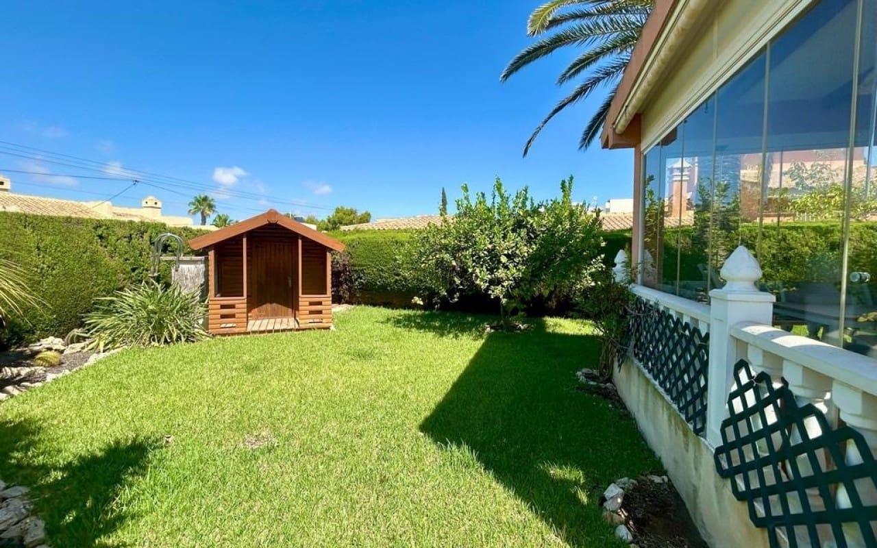 3 soverom Villa til salgs i Cabo Roig med svømmebasseng - € 790 000 (Ref: 9270248)