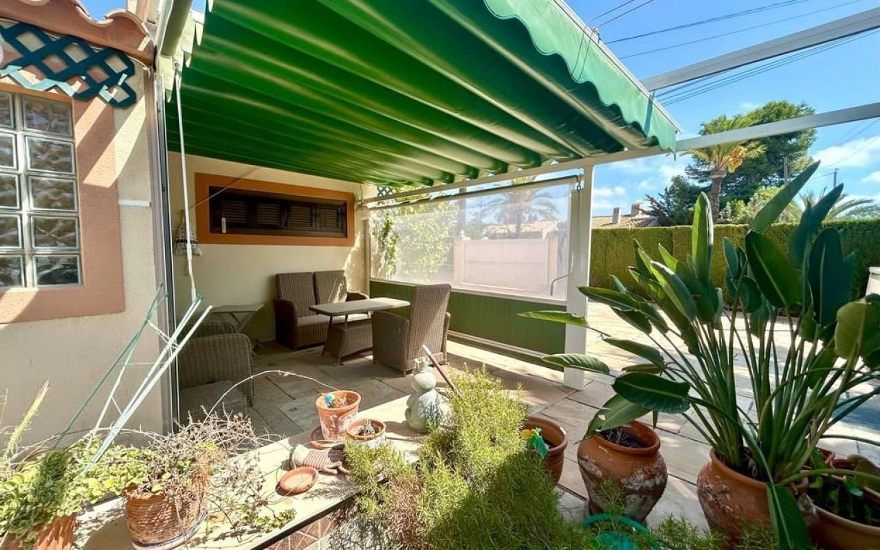 3 soverom Villa til salgs i Cabo Roig med svømmebasseng - € 790 000 (Ref: 9270248)