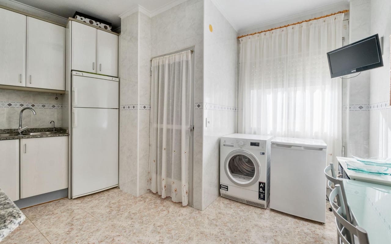 3 sypialnia Apartament na sprzedaż w Torrevieja - 225 000 € (Ref: 9270254)