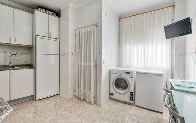 3 slaapkamer Appartement te koop in Puerto Deportivo, Torrevieja - € 225.000 (Ref: 9270254)