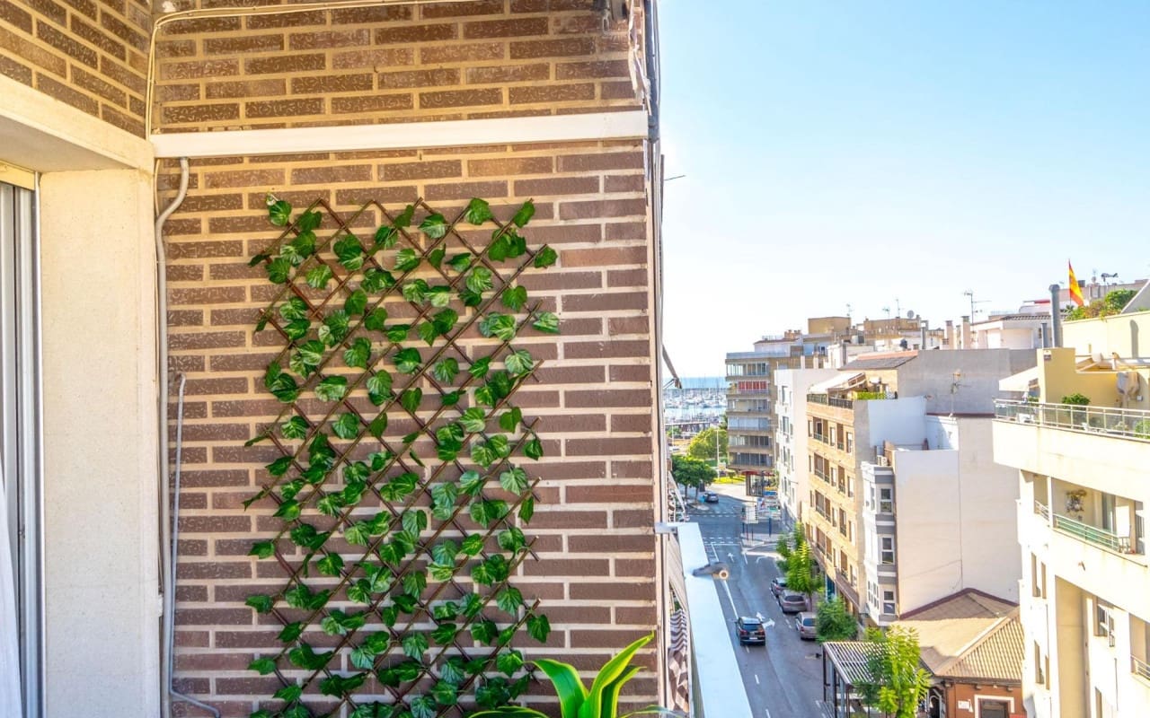 3 sypialnia Apartament na sprzedaż w Torrevieja - 225 000 € (Ref: 9270254)